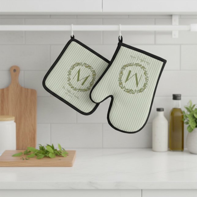 Personalized Olive Wreath Monogram  Oven Mitt & Pot Holder Set (Creator Uploaded)