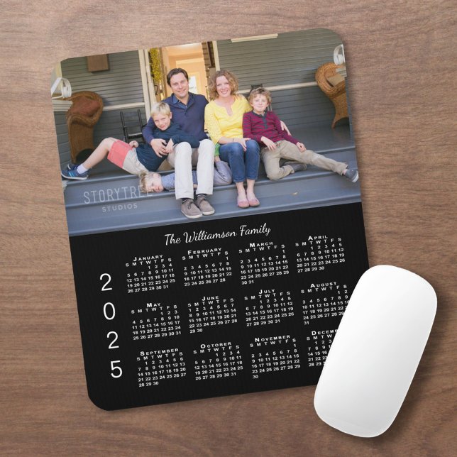 Personalized Photo Name Black 2025 Calendar Mouse Pad (Personalized Photo Name Black 2025 Calendar Mouse Pad in situ)