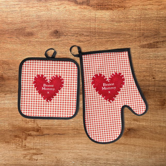 Personalized Red Felt Heart Mother's Day Oven Mitt & Pot Holder Set (Creator Uploaded)