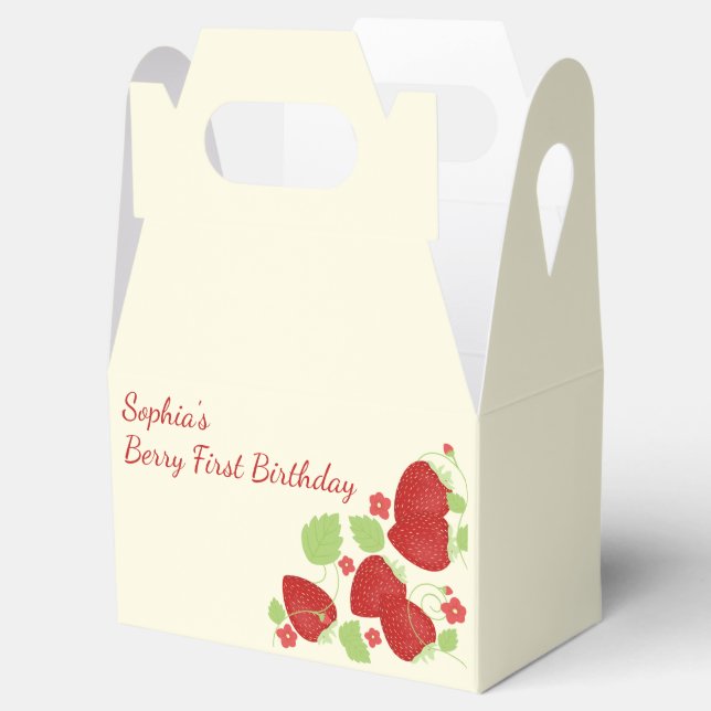 Personalized Strawberry Birthday Party Favour Box (Opened)