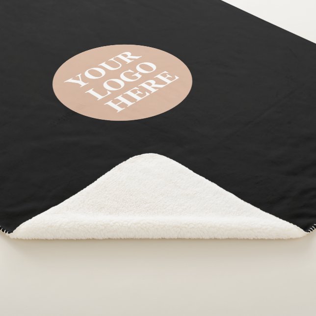 Personalized, stylish, modern & minimal sherpa blanket (3/4)