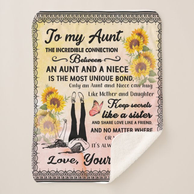 Personalized To My Gorgeous Aunt Sunflower Blanket (Front)