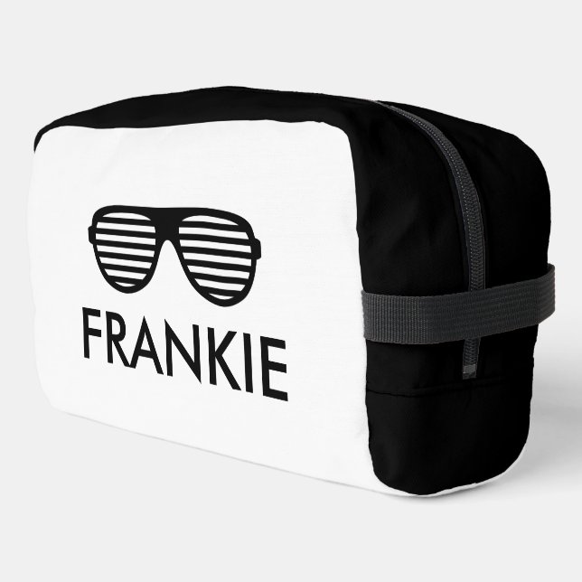 Personalized toiletry bag with sunglasses logo (Left Corner)