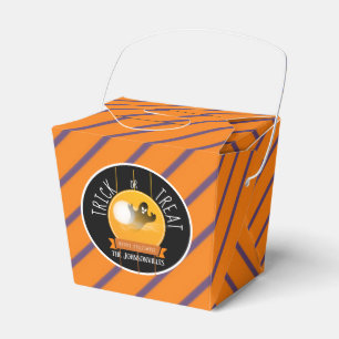 Personalized/Trick or Treat/Halloween Treat Box, Favor Box