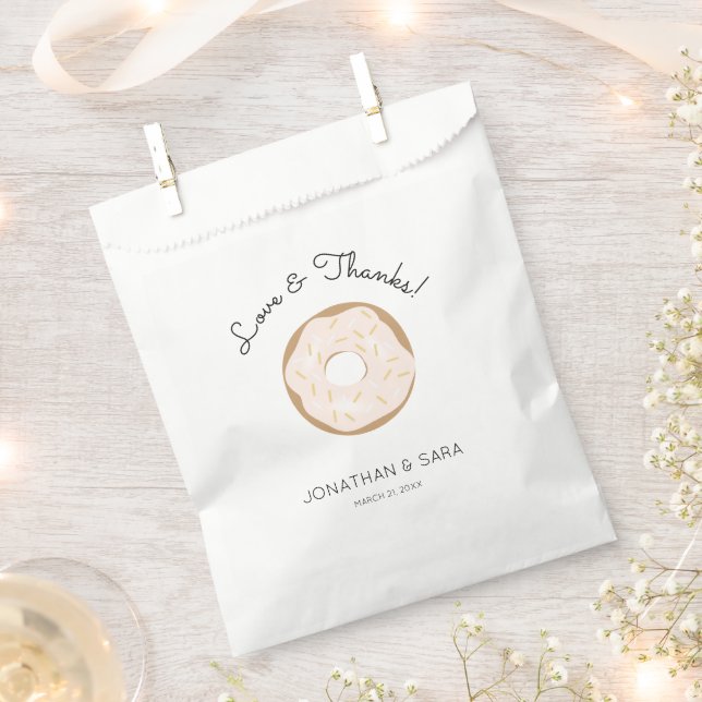 Personalized Wedding Favour Bag Frosted Doughnut (Clipped)