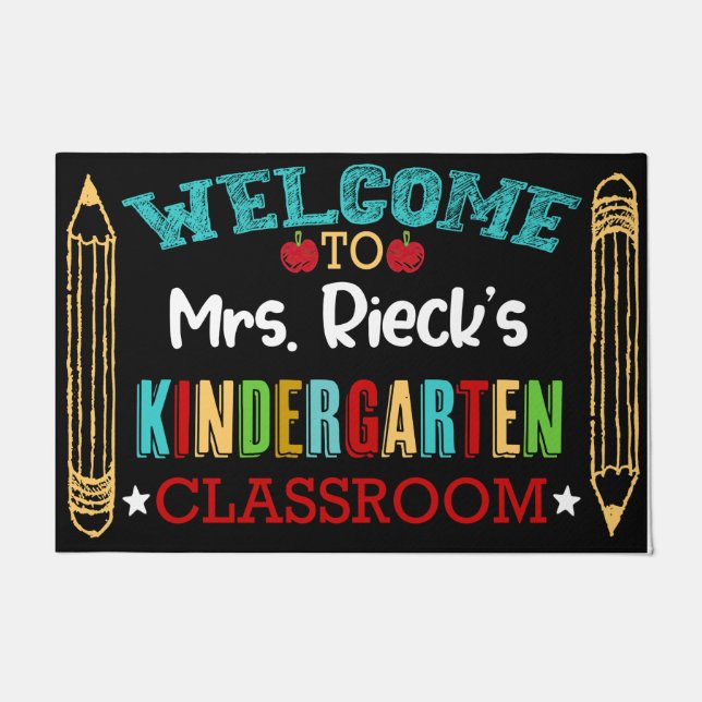 Personalized Welcome To Kindergarten Classroom Doormat (Front)