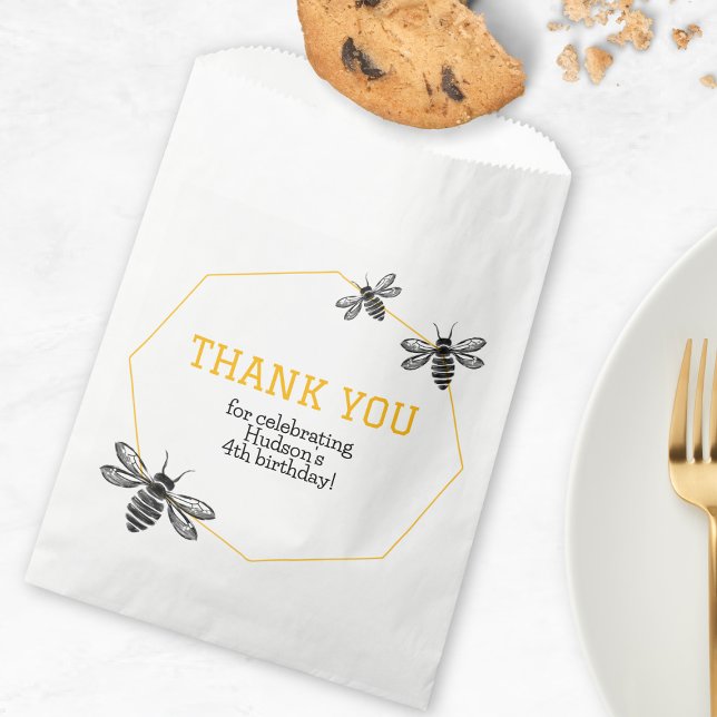 Personalized Yellow Bee Day Modern Cute Birthday Favour Bag (Personalized Yellow Bee Day Modern Cute Birthday Favor Bag)