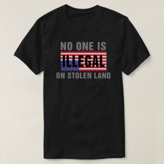 Personne est illégal sur le T-shirt volé de terre