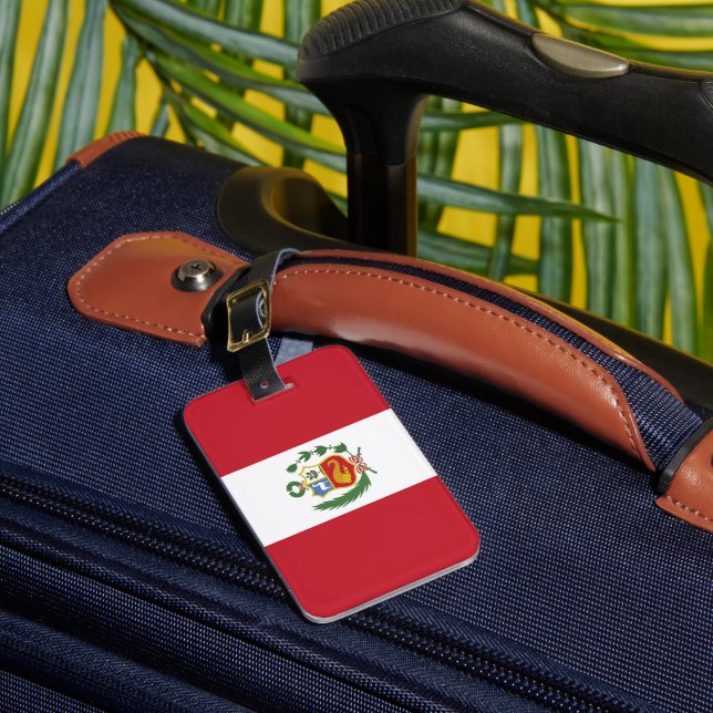 Peru flag luggage tag (Front Insitu 1)
