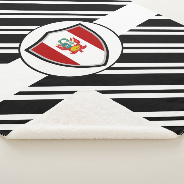 Peru flag sherpa blanket (3/4)
