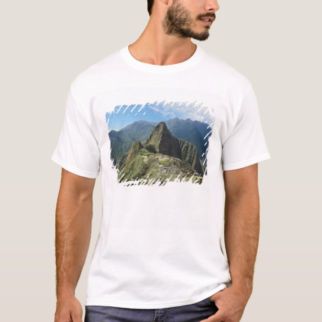 Peru, Machu Picchu, the ancient lost city of 3 T-Shirt (Front)