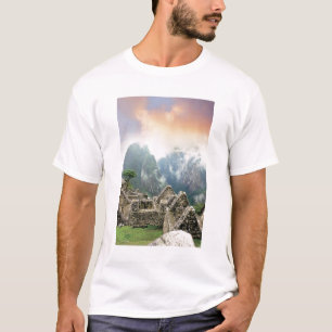 Peru, Machu Picchu, the ancient lost city of T-Shirt