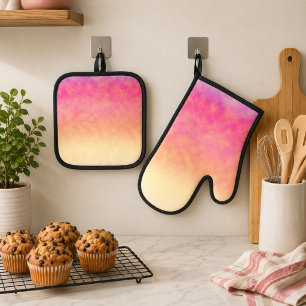 Petal Glow Oven Mitt & Pot Holder Set