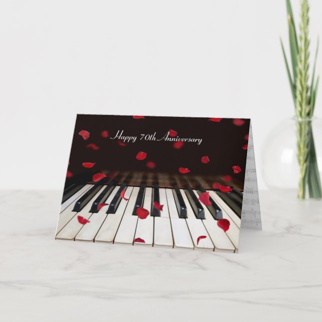 Pétales roses sur Piano 70e Anniversaire Carte (Devant)
