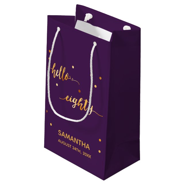 Petit Sac Cadeau 80e anniversaire violet or bonjour 80 nom script (Dos Angle)