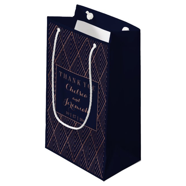 Petit Sac Cadeau Art Déco Marine Gold Nom personnalisé (Devant Angle)