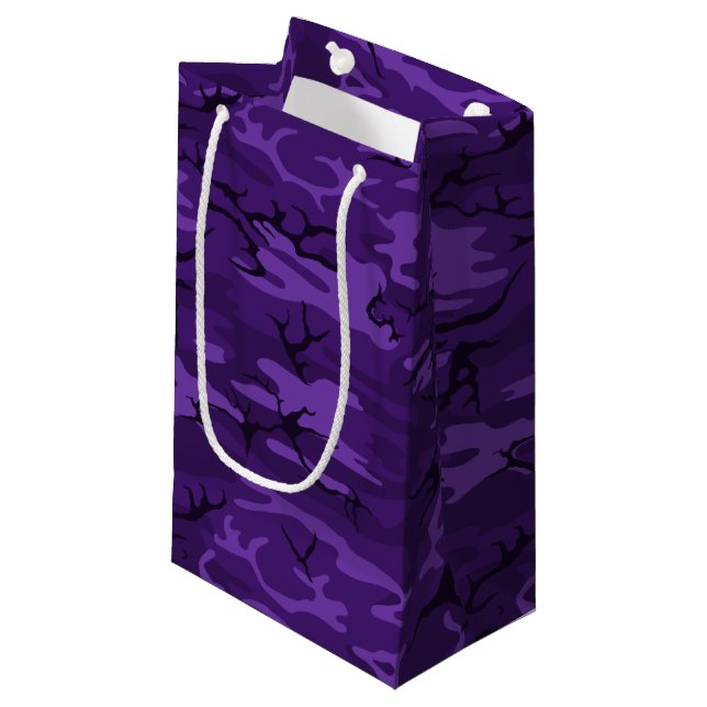 Petit Sac Cadeau Camo violet foncé (Devant Angle)