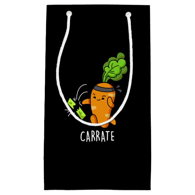 Petit Sac Cadeau Carrer Carotte drôle Karate Pun Dark BG (Devant)