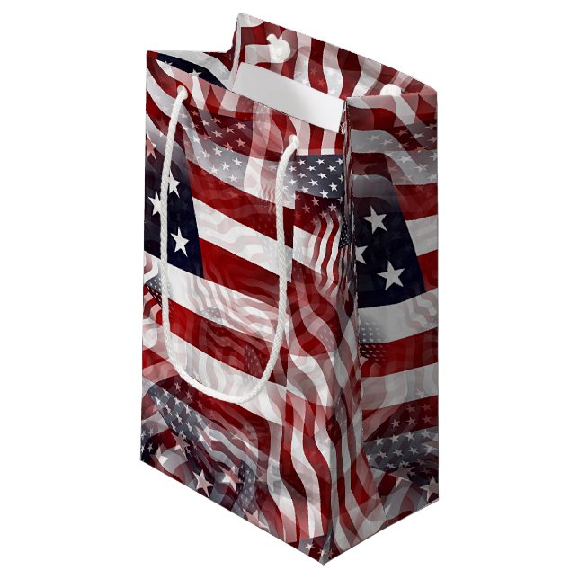 Petit Sac Cadeau Drapeau américain Rouge Bleu Bleu Grilles Étoiles  (Devant Angle)