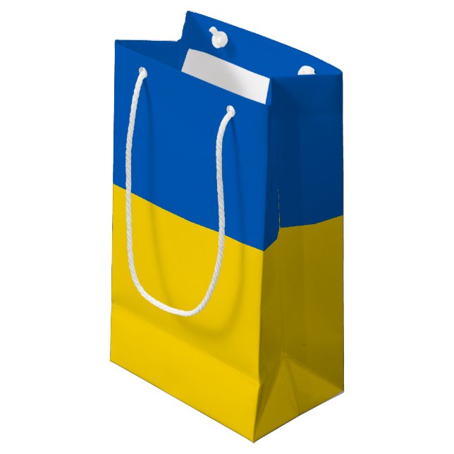 Petit Sac Cadeau Drapeau de l'Ukraine (Devant Angle)