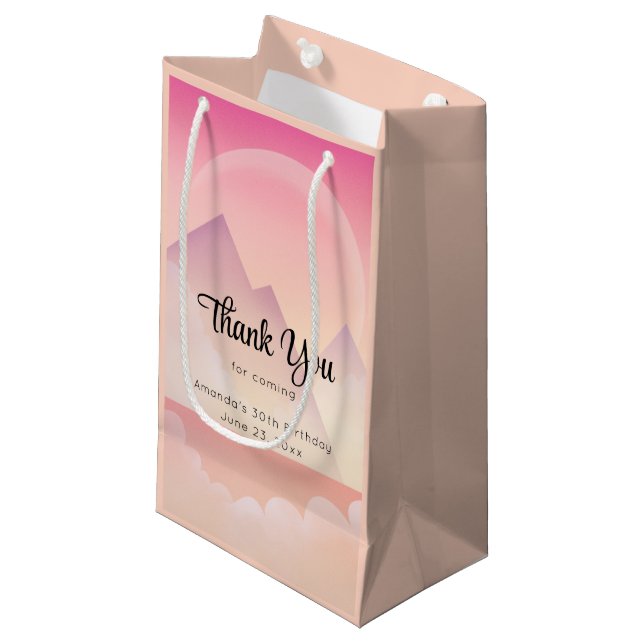 Petit Sac Cadeau Dreamy Pastel Mountain Paysage Merci de fête (Devant Angle)