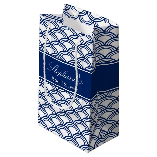 Petit Sac Cadeau Fête des mariées Motif Royal Blue Seigaiha (Devant Angle)