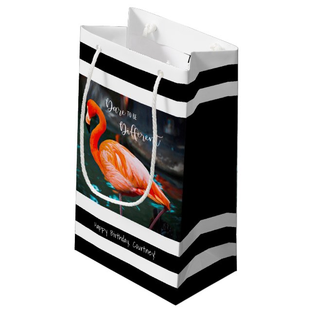 Petit Sac Cadeau Flamant rose Oser être différent Black Stripes Nom (Dos Angle)