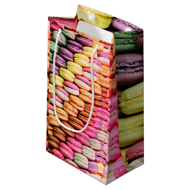 Petit Sac Cadeau Macaron français (Devant Angle)