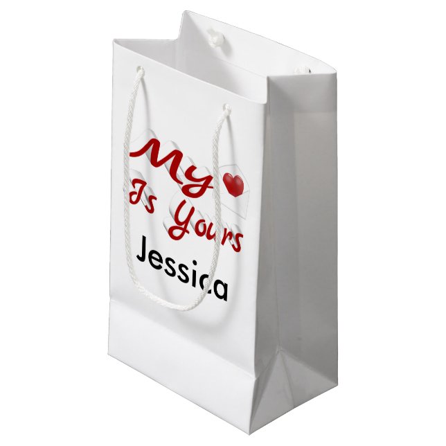 Petit Sac Cadeau Mon coeur est votre Valentines Jour Personnalisé (Devant Angle)