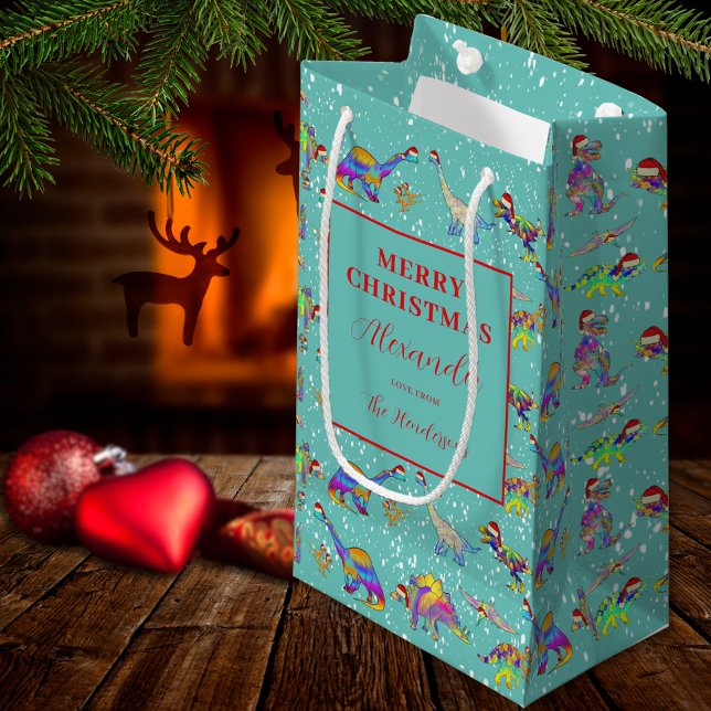 Petit Sac Cadeau Motif de dinosaures de Noël Personnalisé (Christmas dinosaurs wearing Santa hats pattern personalized holiday gift bag)