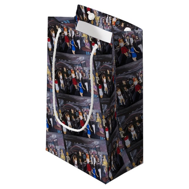 Petit Sac Cadeau No Control Painting by Alfred Fox (Devant Angle)
