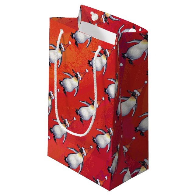 Petit Sac Cadeau Pingouin festif dans un Motif de Santa Hat (Devant Angle)