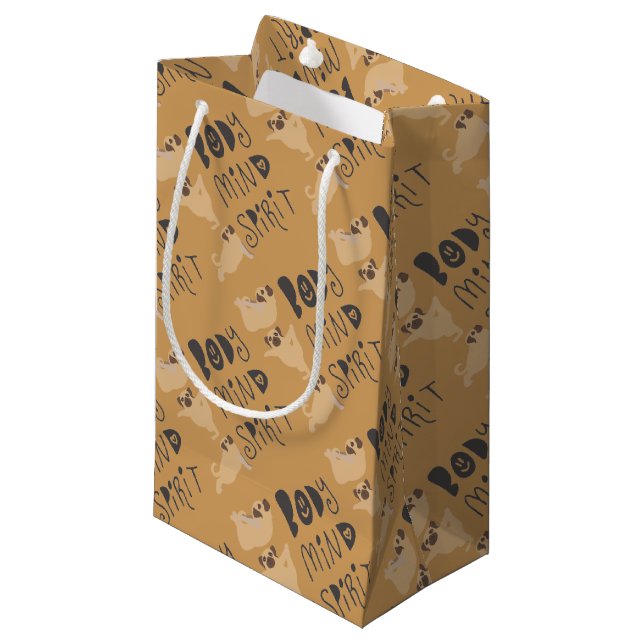 Petit Sac Cadeau Pugs de yoga (Devant Angle)