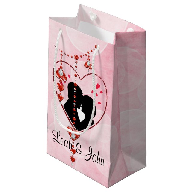 Petit Sac Cadeau Silhouette Couple en Coeur Bijoux Coeur Rouge (Devant Angle)