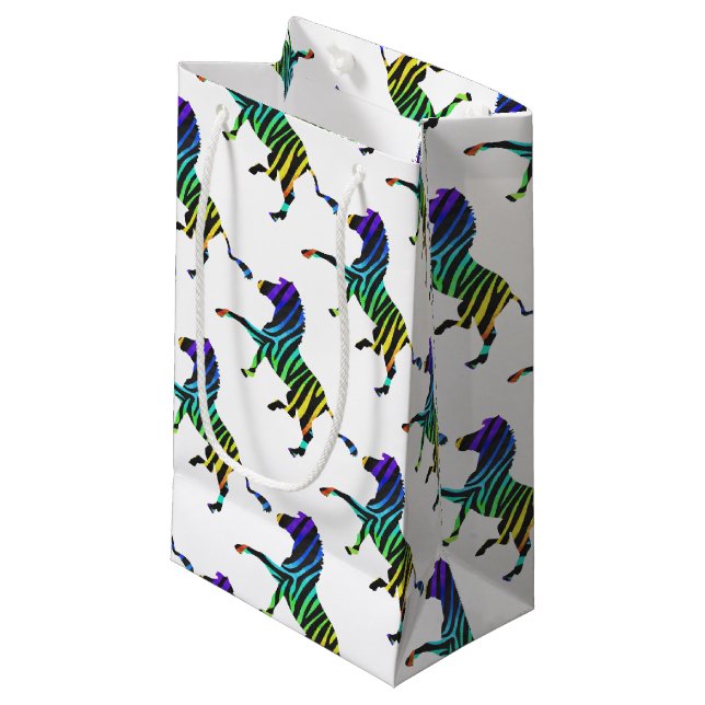 Petit Sac Cadeau Silhouette noir et arc-en-ciel Zebra (Devant Angle)