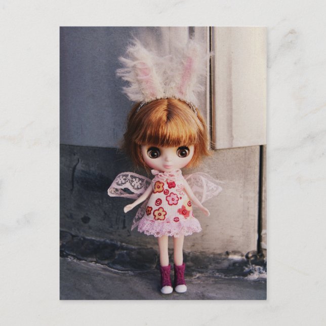 Petite Blyhte Postcard (Front)