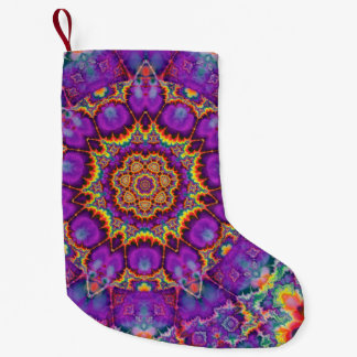 Petite Chaussette De Noël Art pourpre de kaléidoscope d'arc-en-ciel de fleur