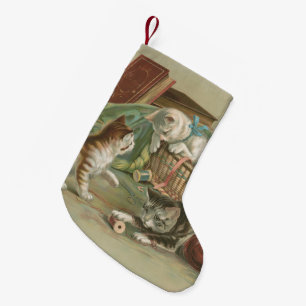 Petite Chaussette De Noël Chatons victoriens vintage jouant dans un panier à