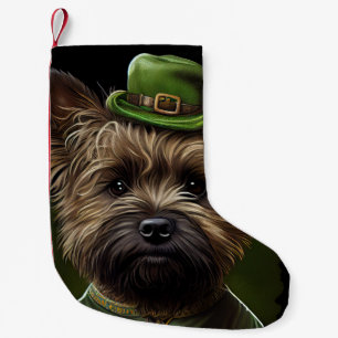 Petite Chaussette De Noël Chien Cairn Terrier en robe de la Saint-Patrick