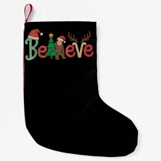 Petite Chaussette De Noël Croyez Bigfoot Sasquatch Père Noël Reindeer Noël (Devant)