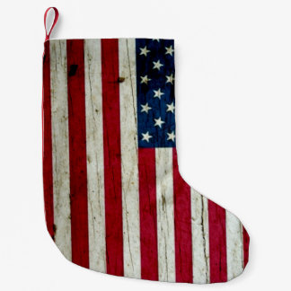 Petite Chaussette De Noël Drapeau américain peint sur le bois