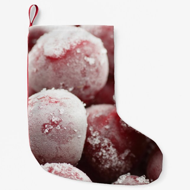 Petite Chaussette De Noël Macro baies congelées, texture de closeup. (Devant)