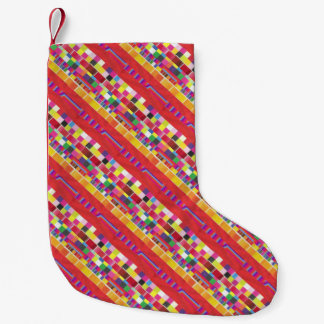 Petite Chaussette De Noël nuances rouges, bandes et pixels colorés