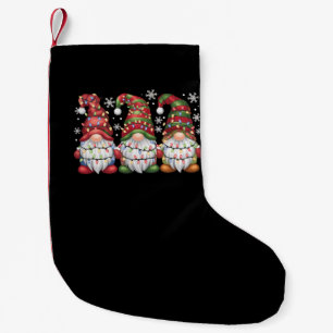 Petite Chaussette De Noël Trois Buffles Gnomes Plaid Red Christmas