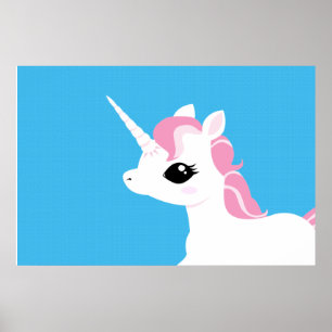 Petite licorne avec affiche à crinière rose
