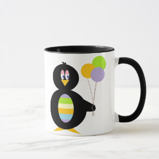 Petite tasse heureuse de pingouin