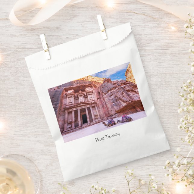 Petra Treasury Favour Bag (Clipped)