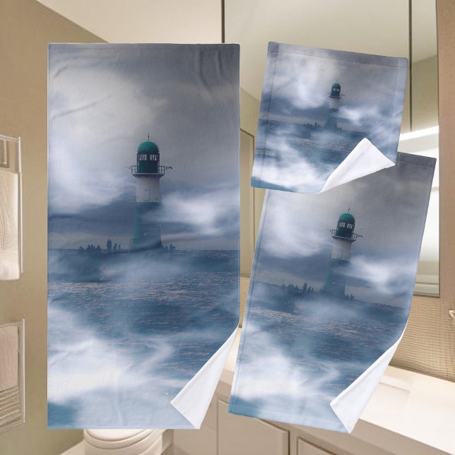 Phare dans la tempête - Mer Baltique (Créateur téléchargé)