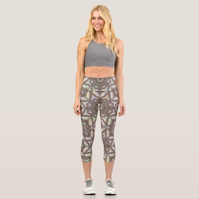 Phoenix Henna Mandala Art Yoga Capri Leggings (Recto)