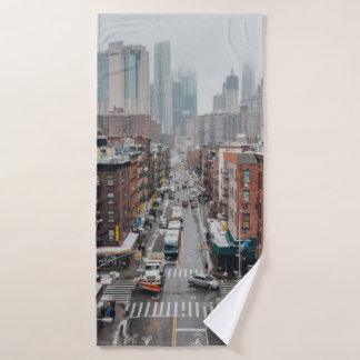 PHOTO AÉRIENNE DE CITYSCAPE PENDANT LA JOURNÉE